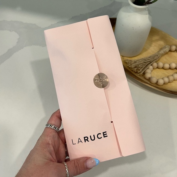 3 Piece Makeup Brush Set - Picture 3 of 3